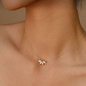 ⚠️Clearance Elegant Gold Leaf Pendant Necklace